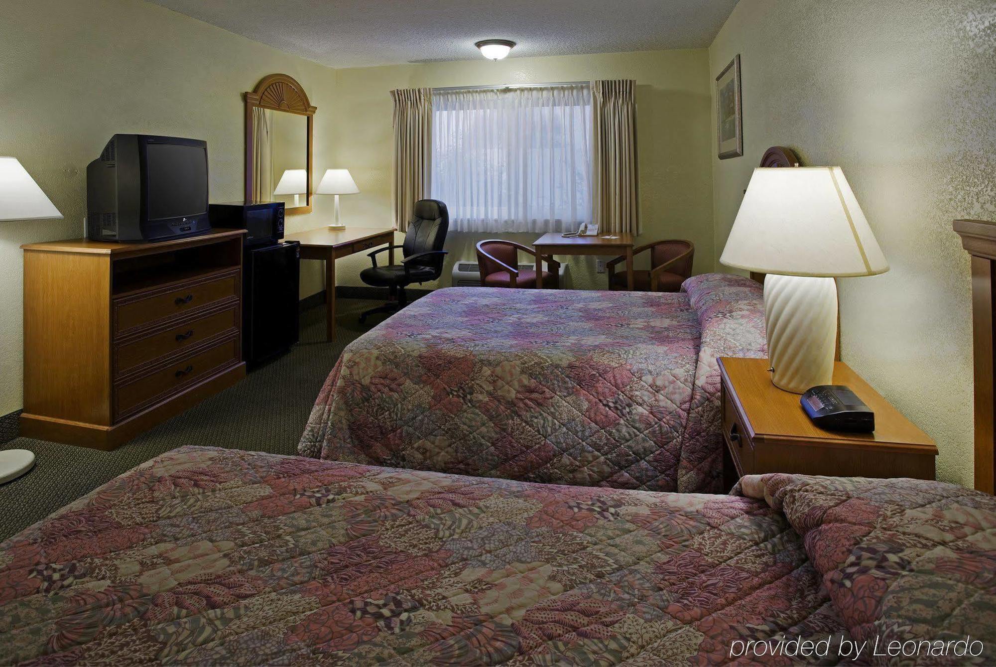 Super 8 By Wyndham Oceanside Marty'S Valley Inn Rum bild