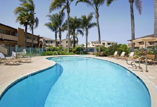 Super 8 By Wyndham Oceanside Marty'S Valley Inn Exteriör bild
